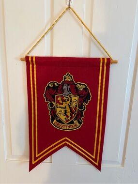 Warner Bros. Gryffindor Crest Banner in Red and Gold